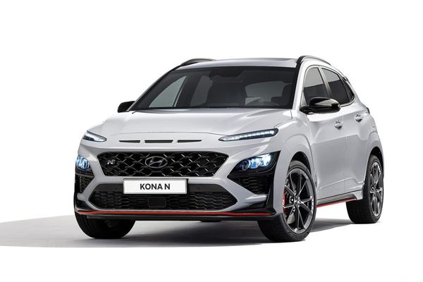 Prawdziwy „hot SUV”: Hyundai przedstawia zupełnie nowy model KONA N