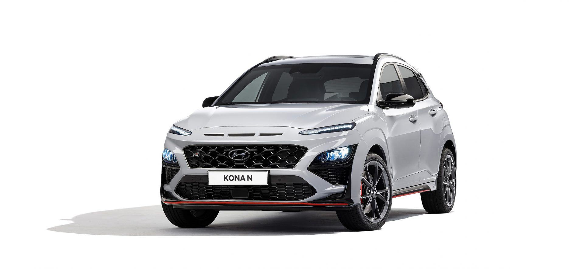 Prawdziwy „hot SUV”: Hyundai przedstawia zupełnie nowy model KONA N