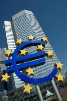 Groźba wyrzucenia Grecji z Eurolandu podziałała