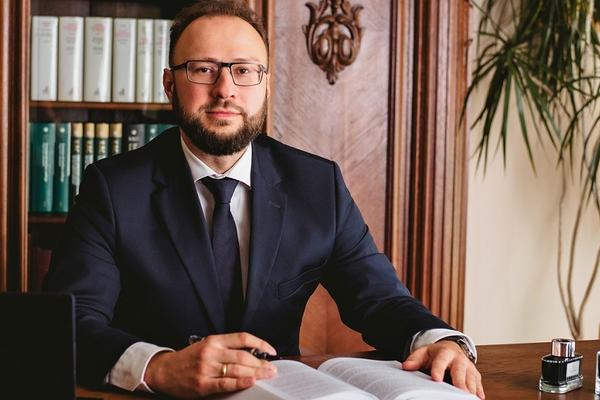Frankowicze nie odpuszczą. Sądy wciąż będą puchnąć od nowych spraw. Wzrost rdr. będzie nawet 30-proc.