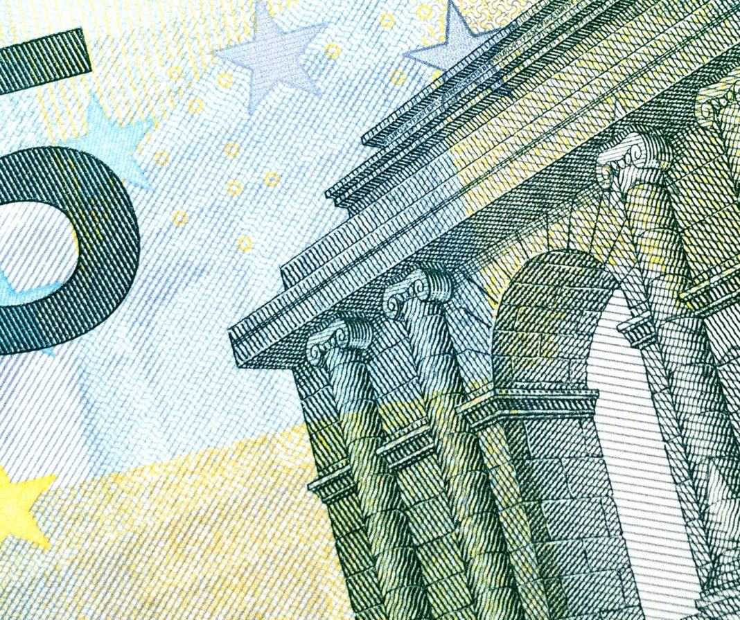 Kiedy warto wziąć szybką pożyczkę, a kiedy lepiej nie ryzykować?