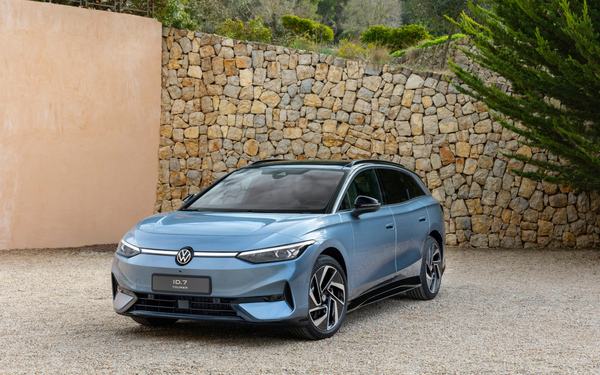 Elektryczny i wszechstronny: Volkswagen rozpoczyna przedsprzedaż modelu ID.7 Tourer